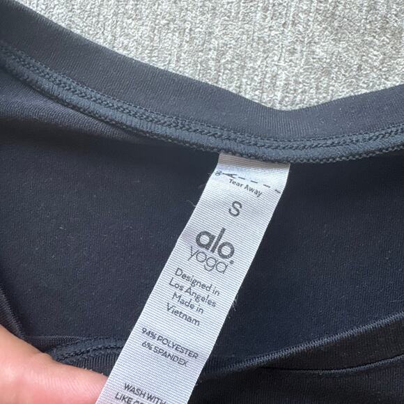 Alo Yoga Black Short Sleeve Finesse Top - Picture 2 of 4
